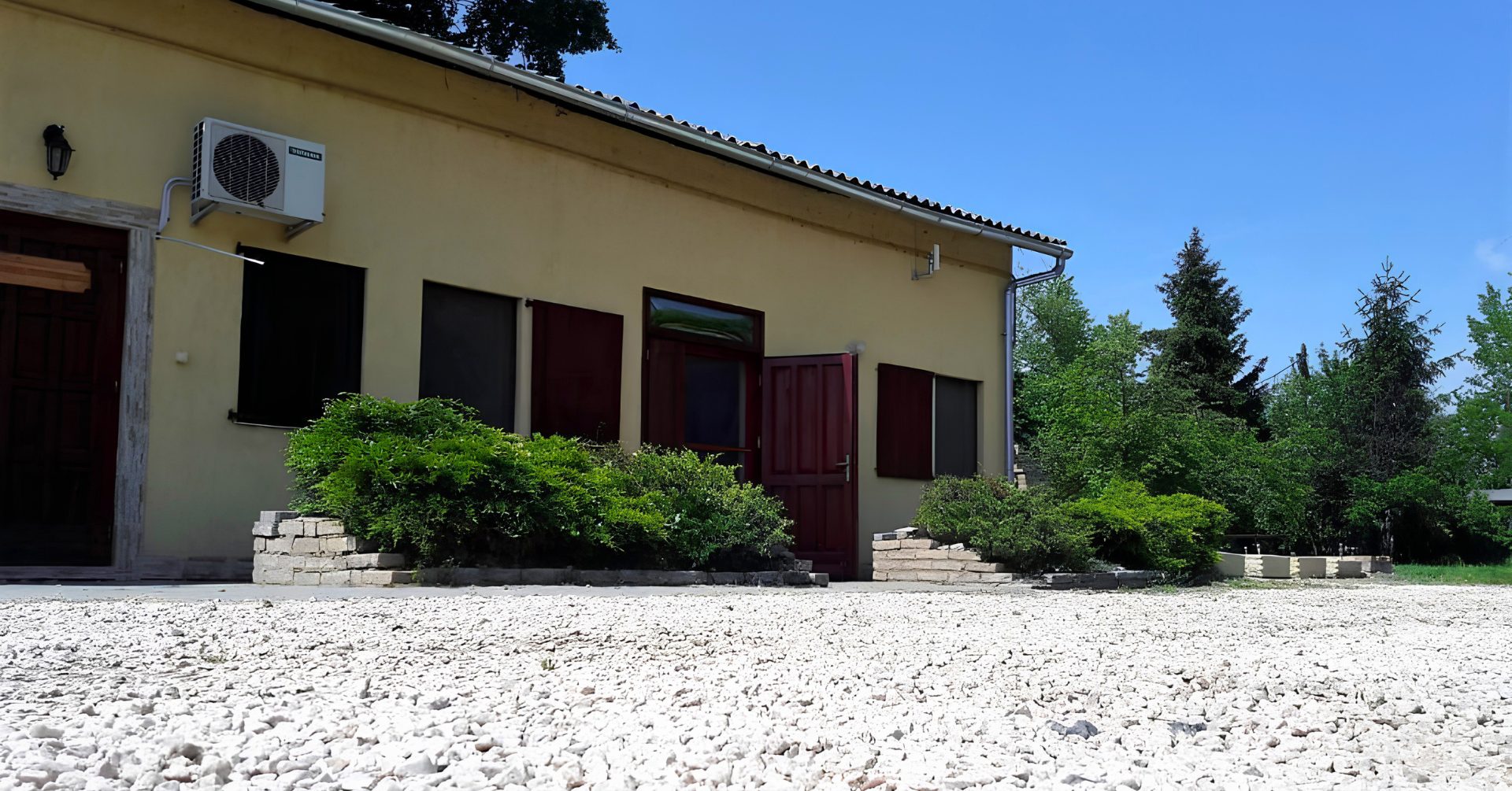 Nyárfás Guesthouse