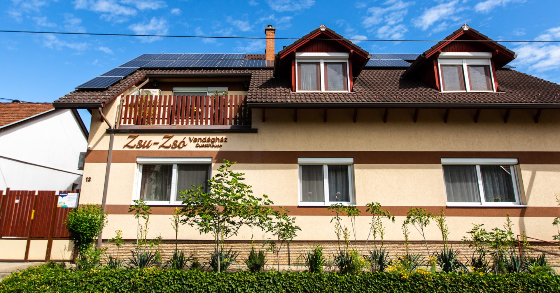 Zsu-Zsó Guesthouse