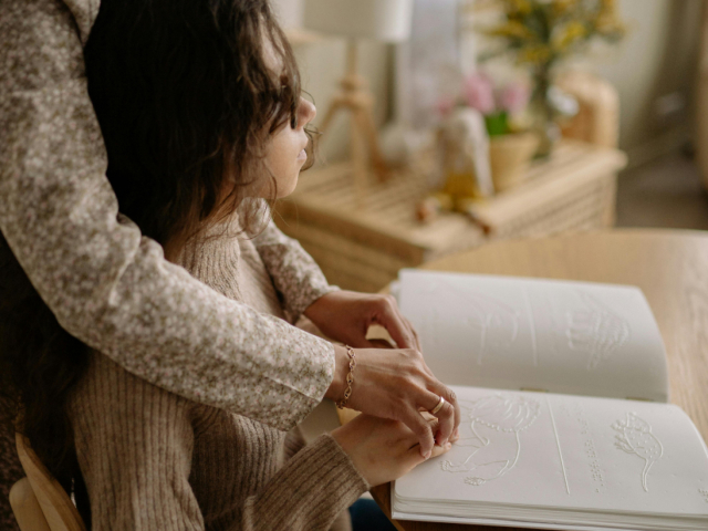 Tapintható tárlat – december