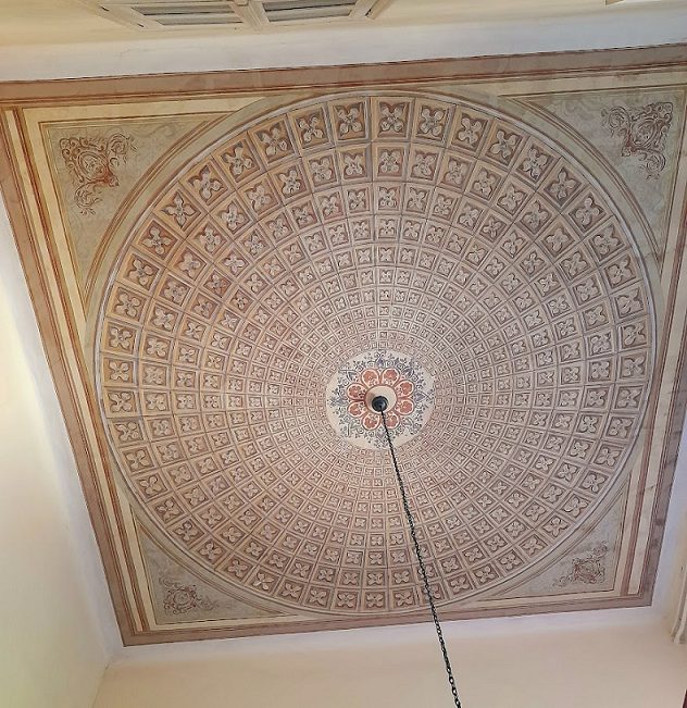 Lépcsőházi mesék 4. (Freskók, festett mennyezetek)