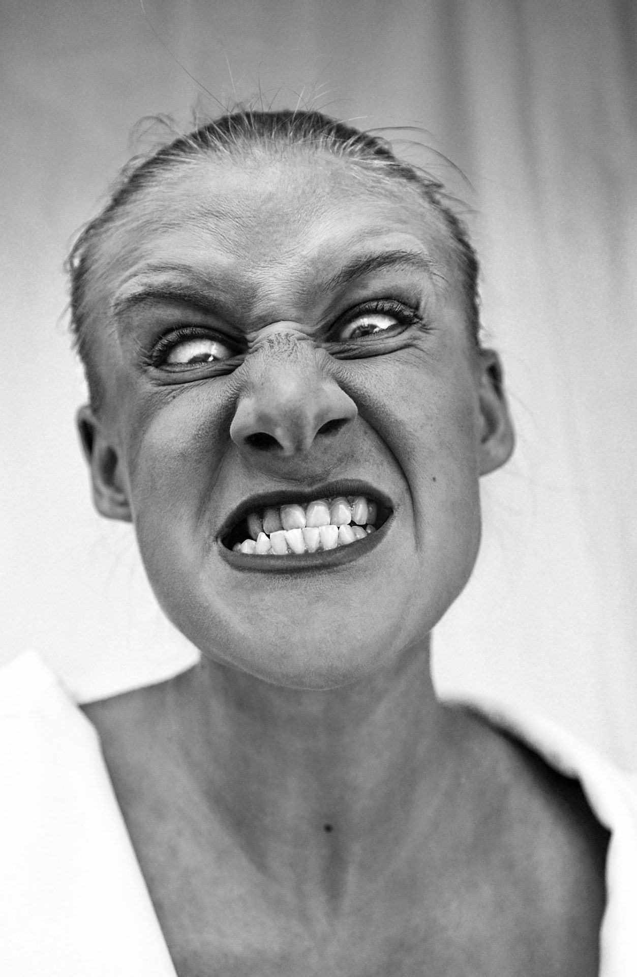 Grimasz kiállítás megnyitó