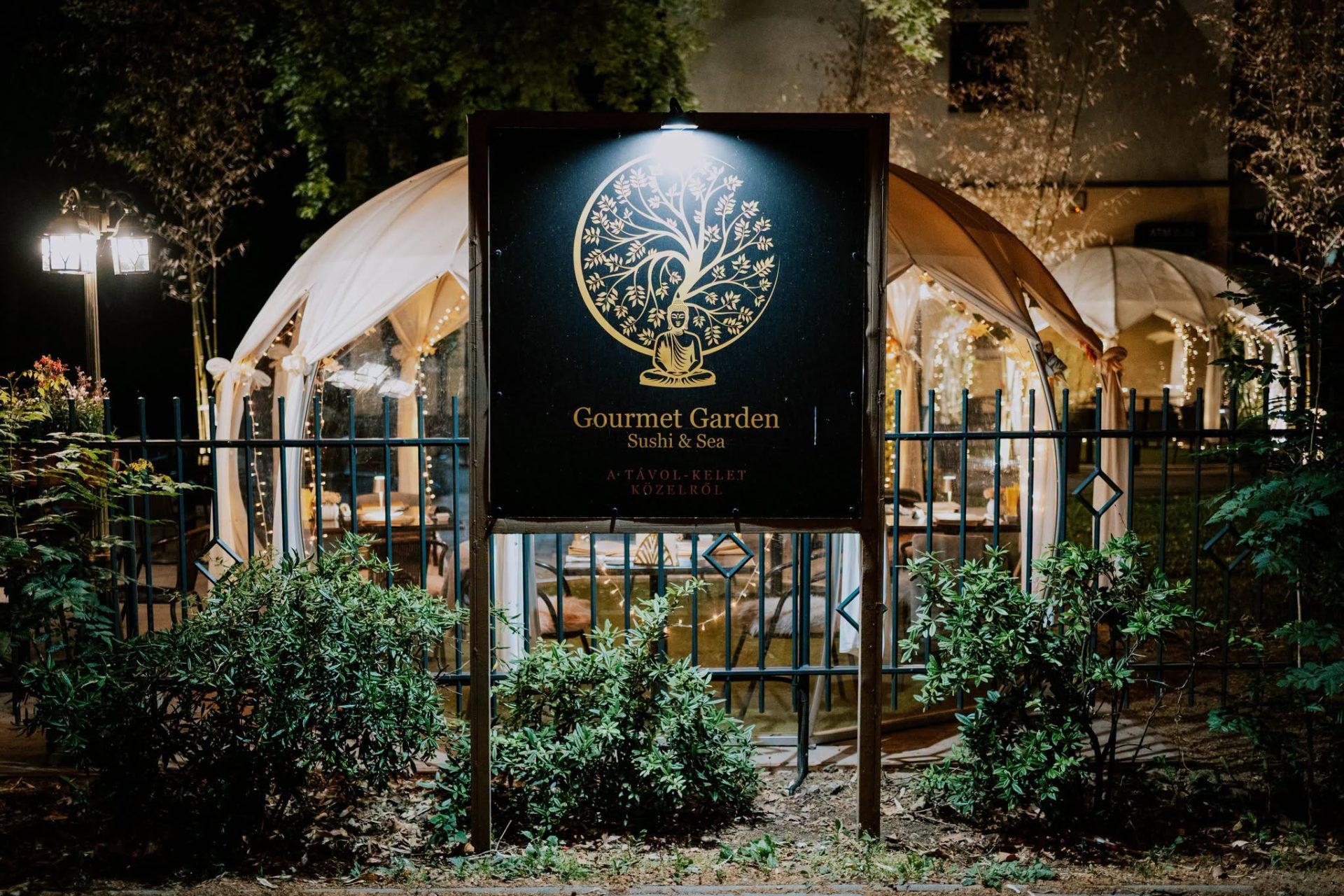 Gourmet Garden Sushi & Sea Restaurant