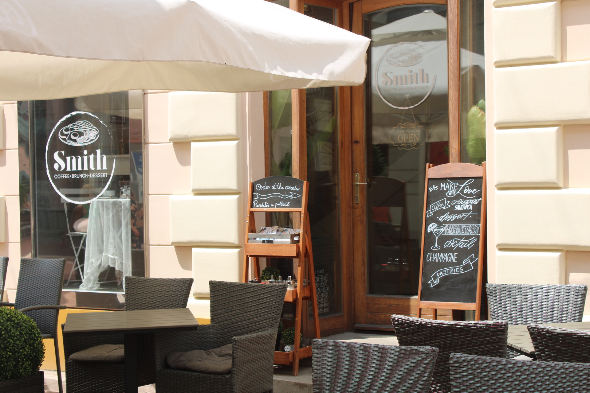 Smith Café & Bistro